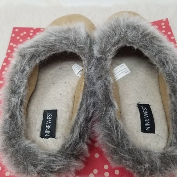 NINE WEST SLIPPERS W/FUR TRIM. SIZE L (9-10) - Picture 3 of 12